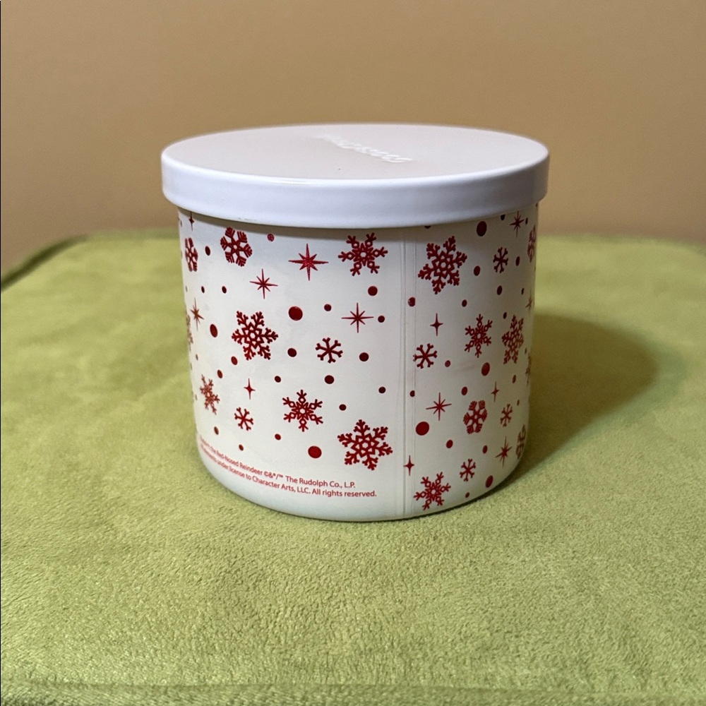 GooseCreek Rudolph The Red-Nosed Reindeer Ready, Rudolph? Candle - Picture 6 of 9